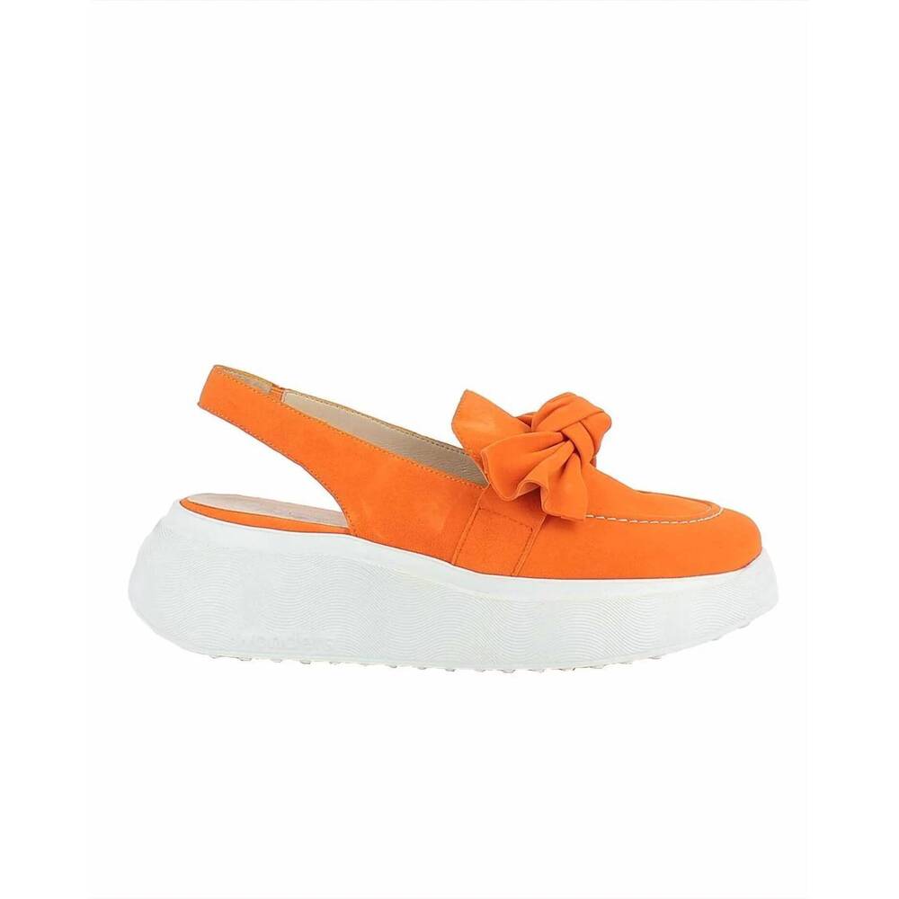 NEW WONDERS women's slingback platform sandal in apricot